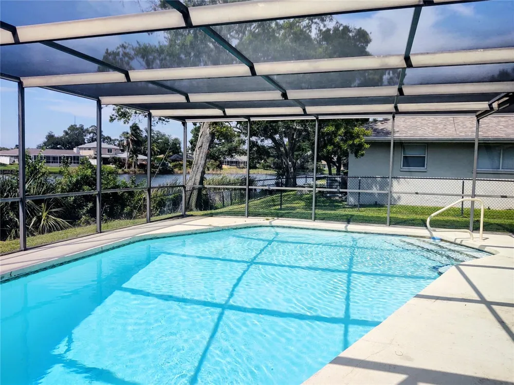 619 RIVIERA BAY DRIVE NE St Petersburg, FL 33702