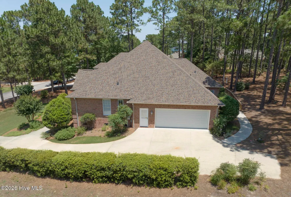 114 Andrews Drive West End, NC 27376