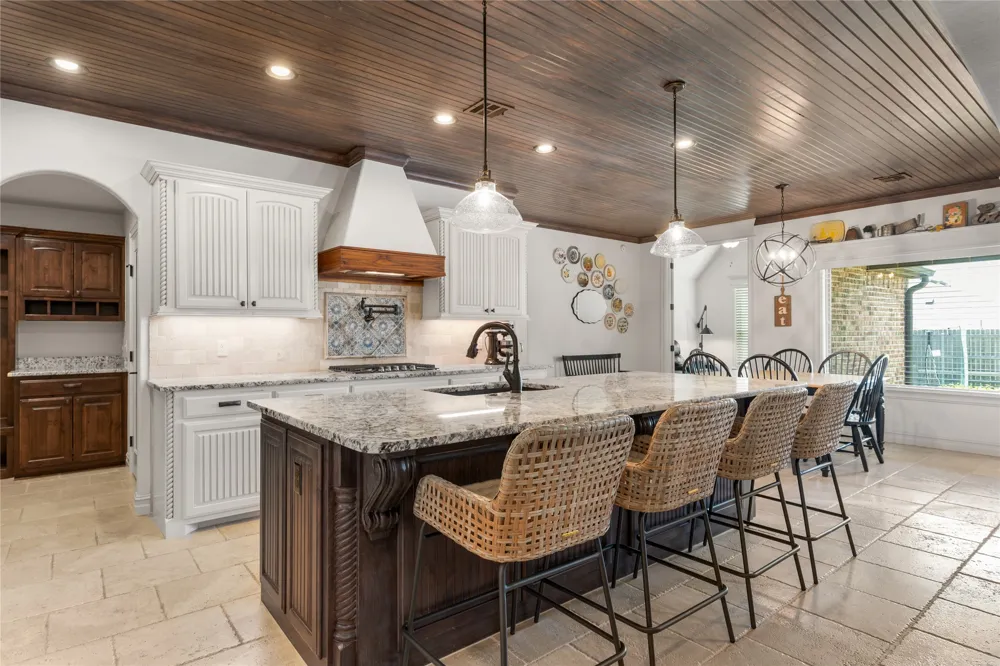 6614 S Willow Place Broken Arrow, OK 74011