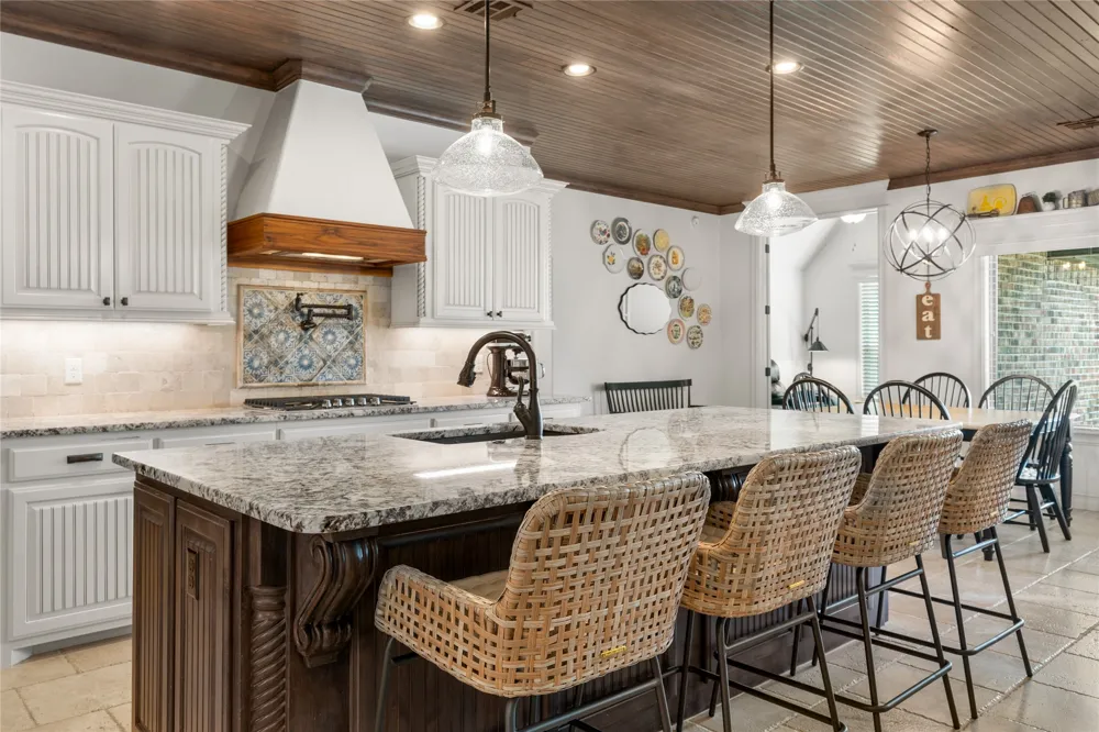 6614 S Willow Place Broken Arrow, OK 74011