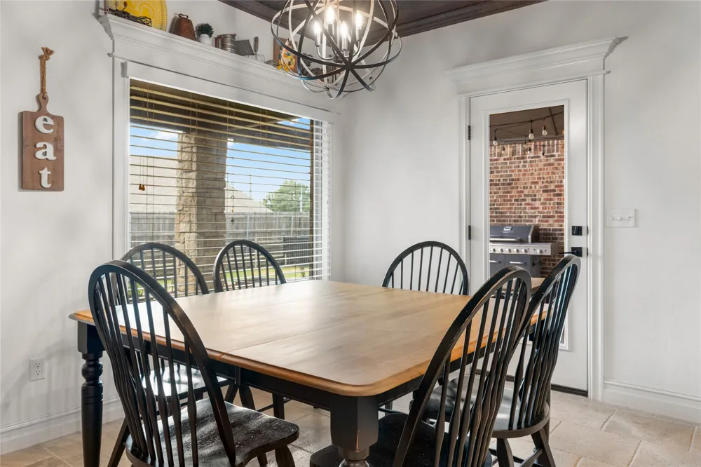 6614 S Willow Place Broken Arrow, OK 74011