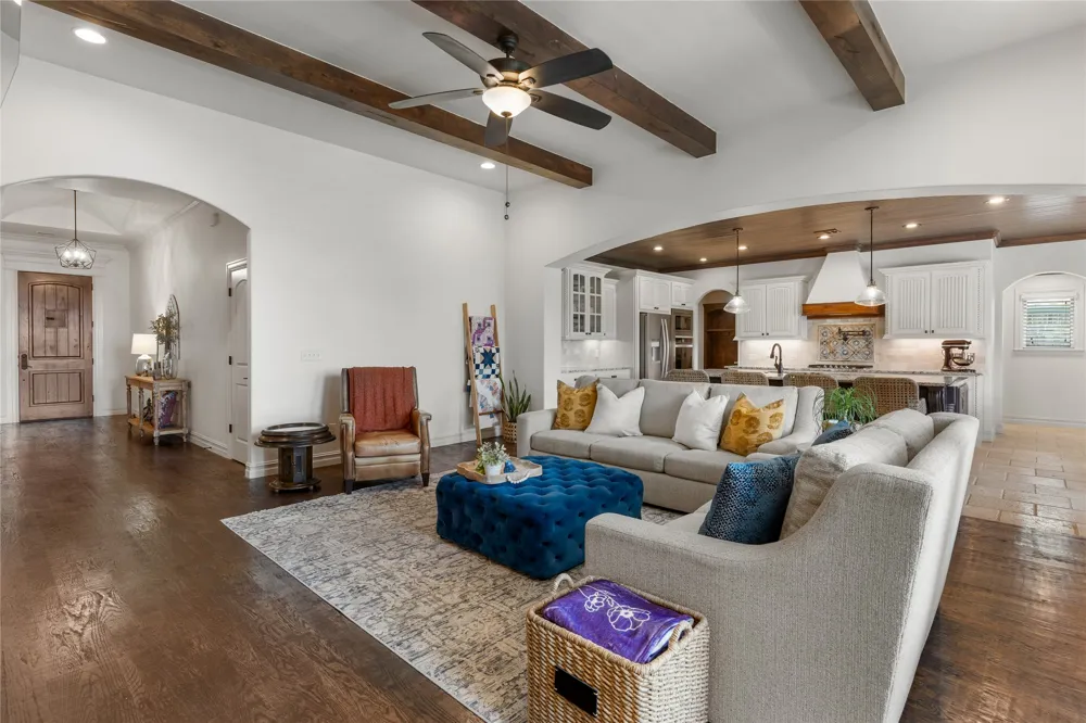 6614 S Willow Place Broken Arrow, OK 74011