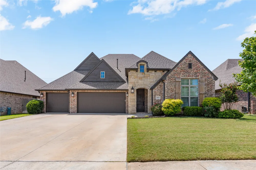 6614 S Willow Place Broken Arrow, OK 74011