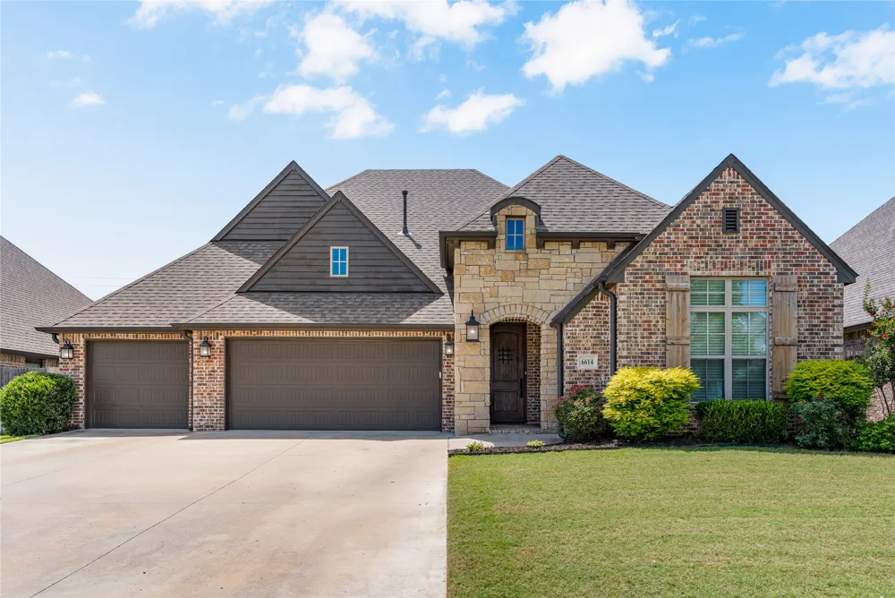 6614 S Willow Place Broken Arrow, OK 74011