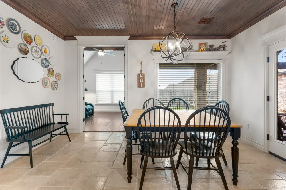 6614 S Willow Place Broken Arrow, OK 74011