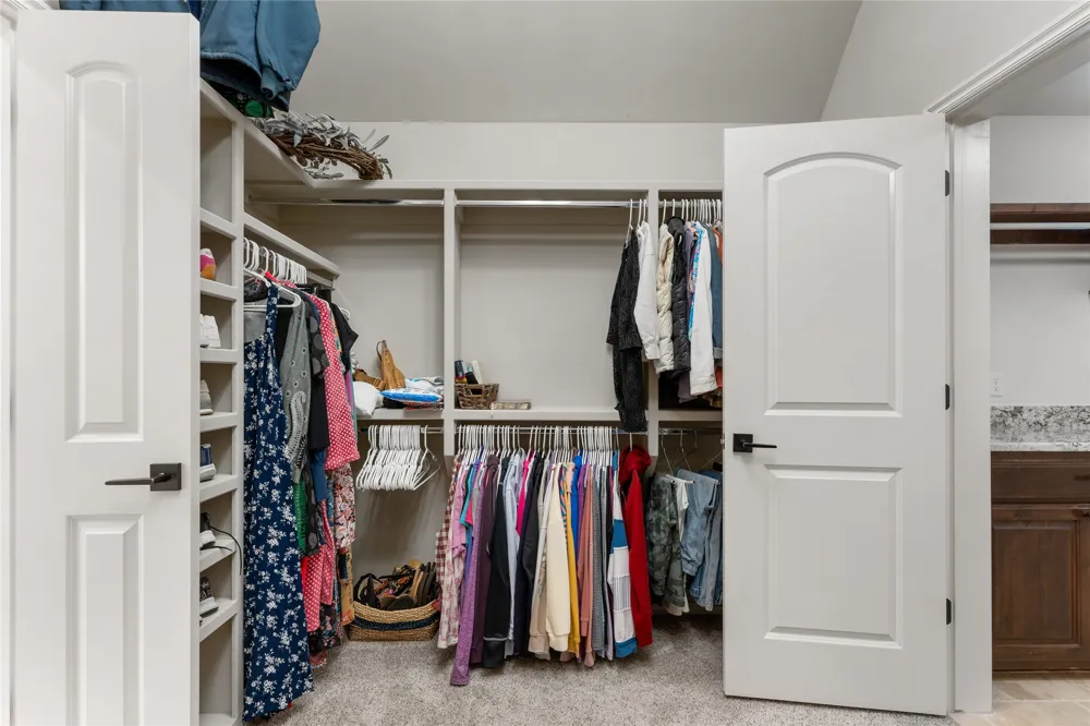 6614 S Willow Place Broken Arrow, OK 74011