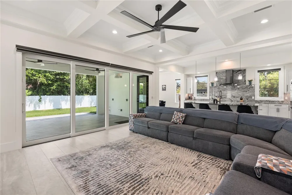 3125 S BUMBY AVENUE Orlando, FL 32806