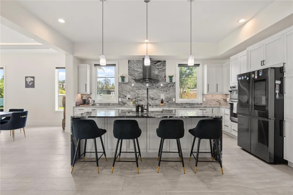 3125 S BUMBY AVENUE Orlando, FL 32806