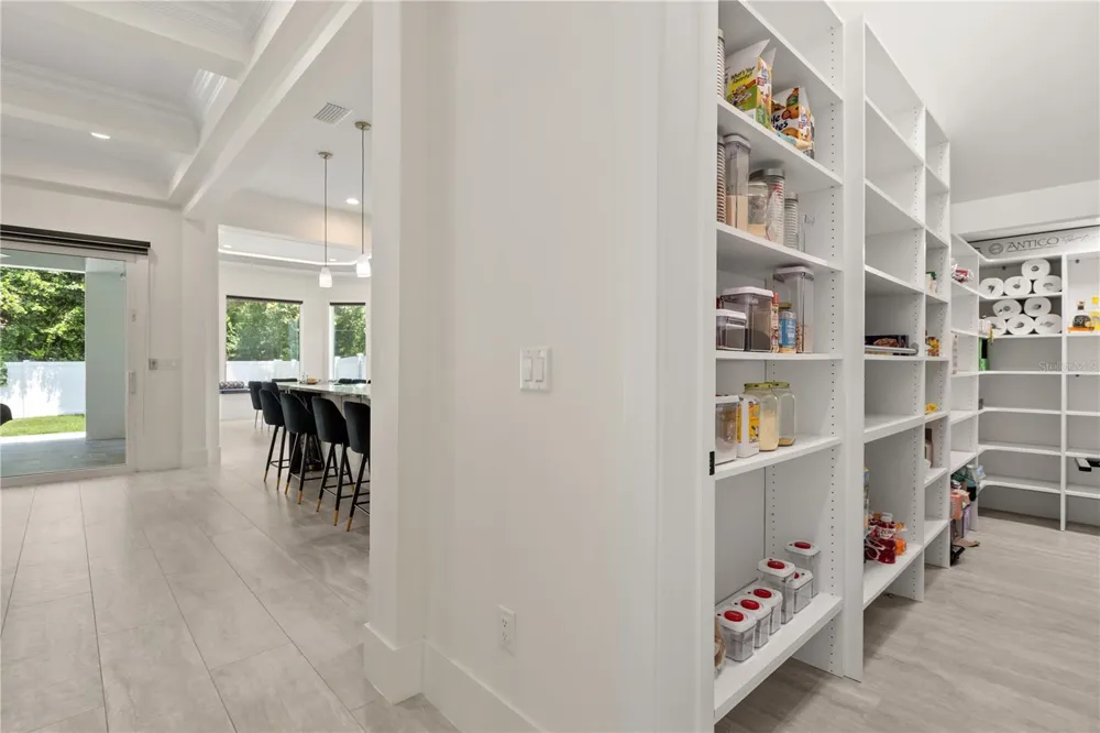 3125 S BUMBY AVENUE Orlando, FL 32806