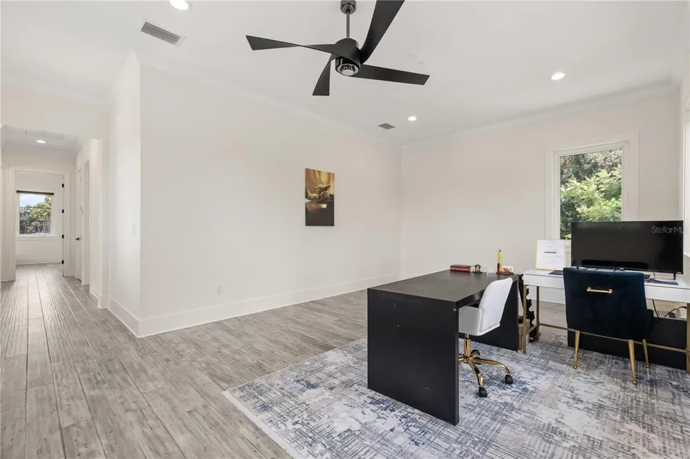 3125 S BUMBY AVENUE Orlando, FL 32806