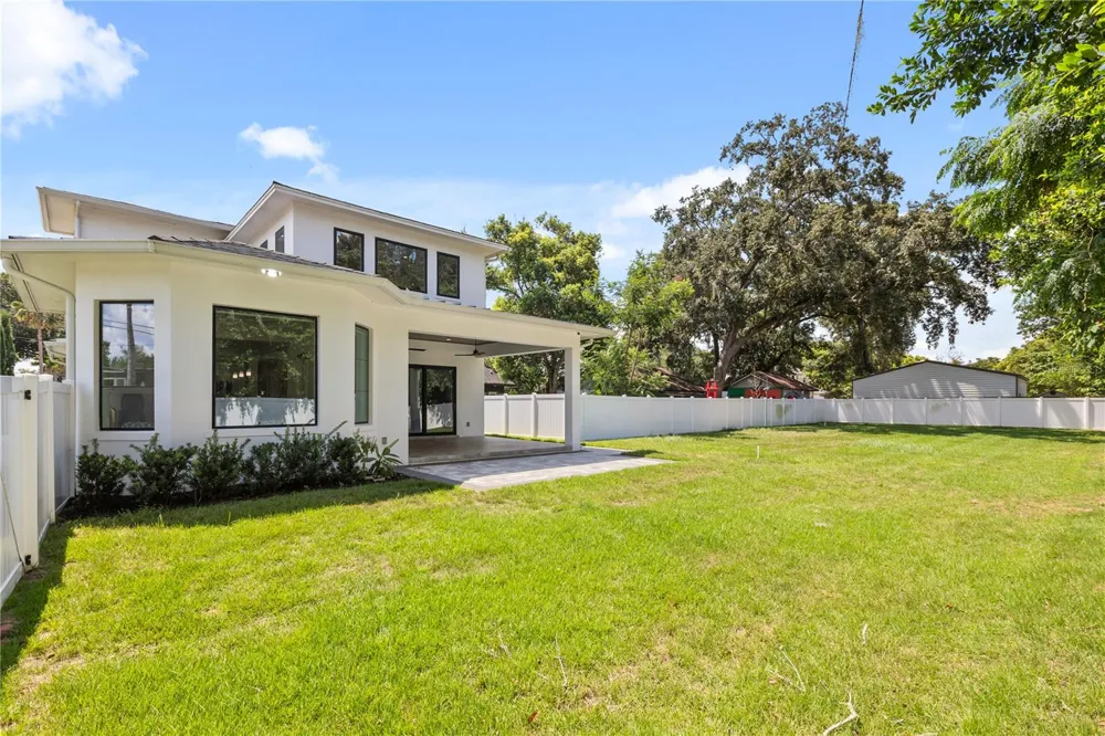 3125 S BUMBY AVENUE Orlando, FL 32806