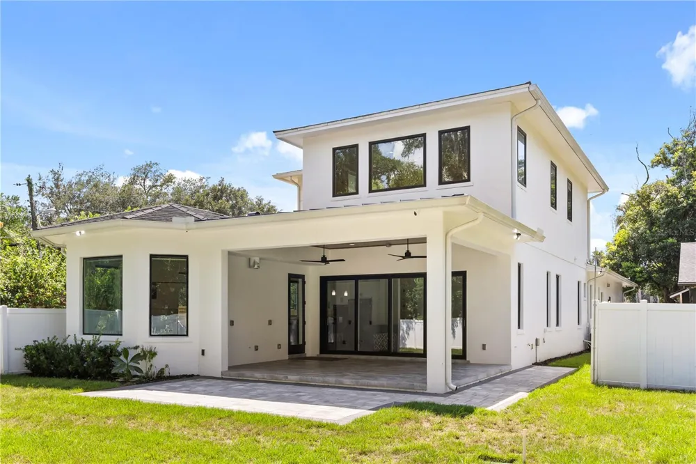 3125 S BUMBY AVENUE Orlando, FL 32806