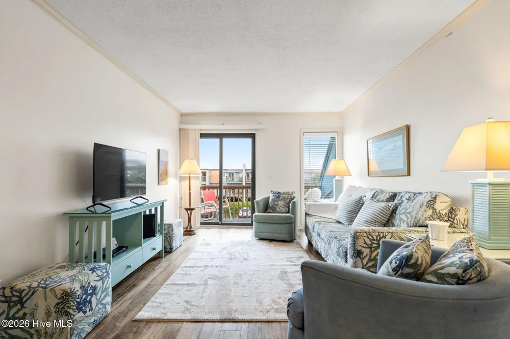 275 W First Street ## 2j Ocean Isle Beach, NC 28469