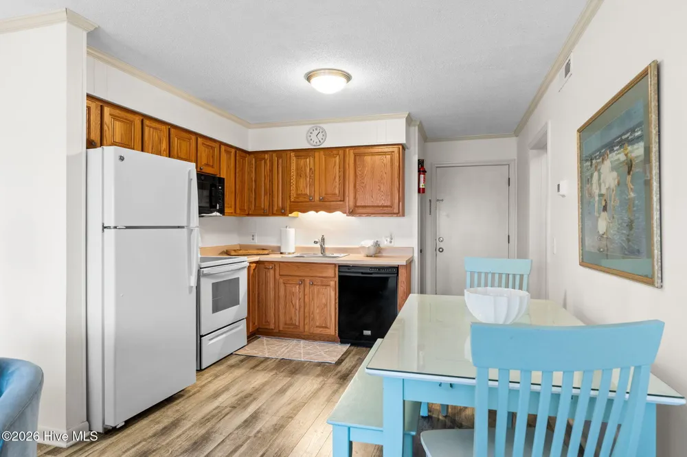 275 W First Street ## 2j Ocean Isle Beach, NC 28469