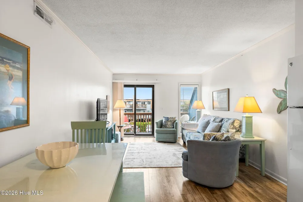 275 W First Street ## 2j Ocean Isle Beach, NC 28469