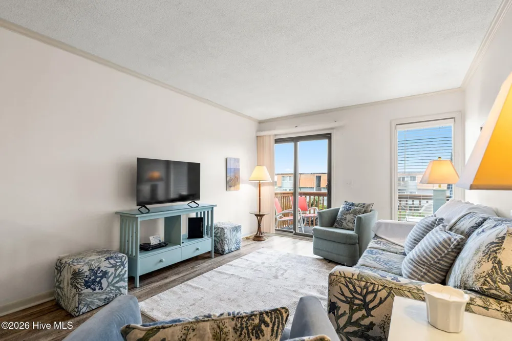 275 W First Street ## 2j Ocean Isle Beach, NC 28469