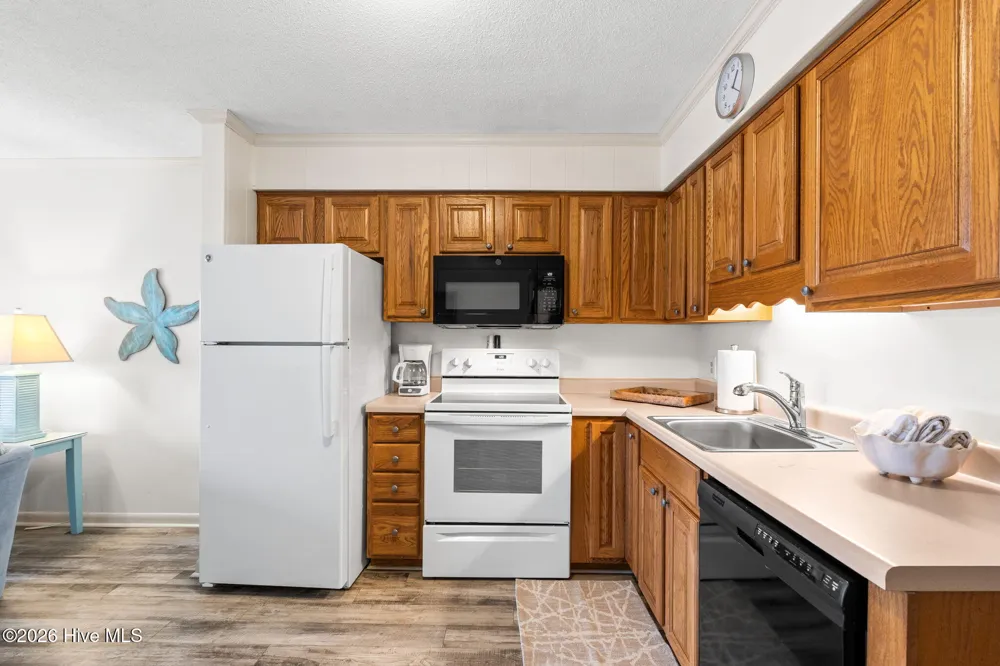275 W First Street ## 2j Ocean Isle Beach, NC 28469