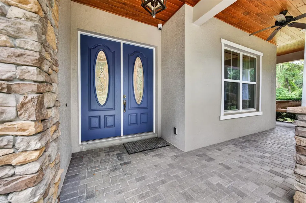 1515 RAMBLING OAKS LANE Deland, FL 32720