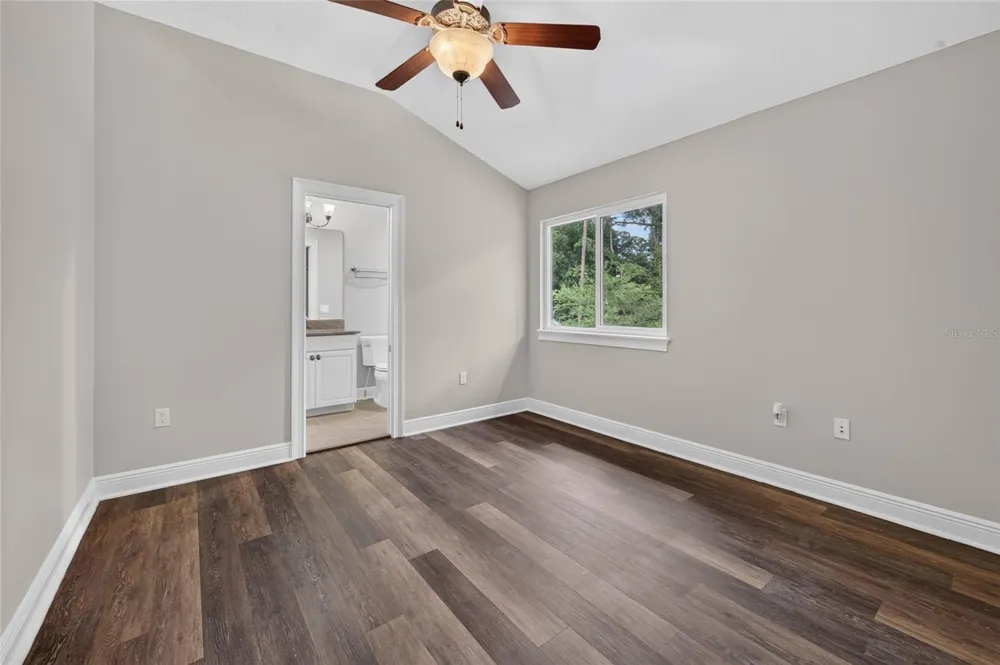 1515 RAMBLING OAKS LANE Deland, FL 32720