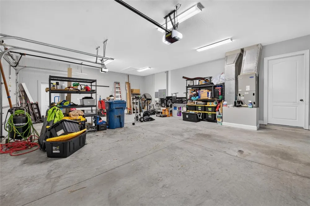 1515 RAMBLING OAKS LANE Deland, FL 32720