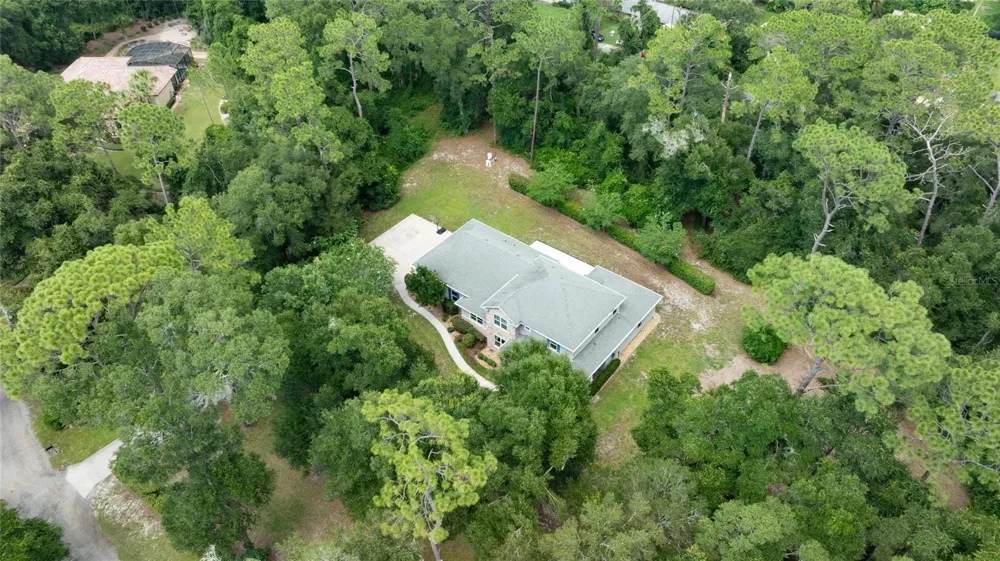 1515 RAMBLING OAKS LANE Deland, FL 32720