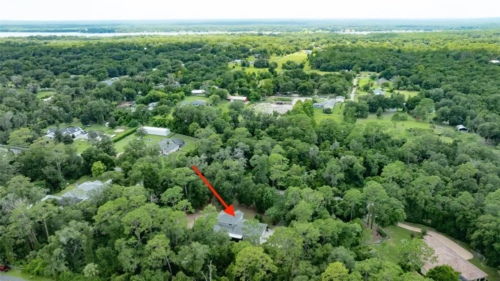 1515 RAMBLING OAKS LANE Deland, FL 32720