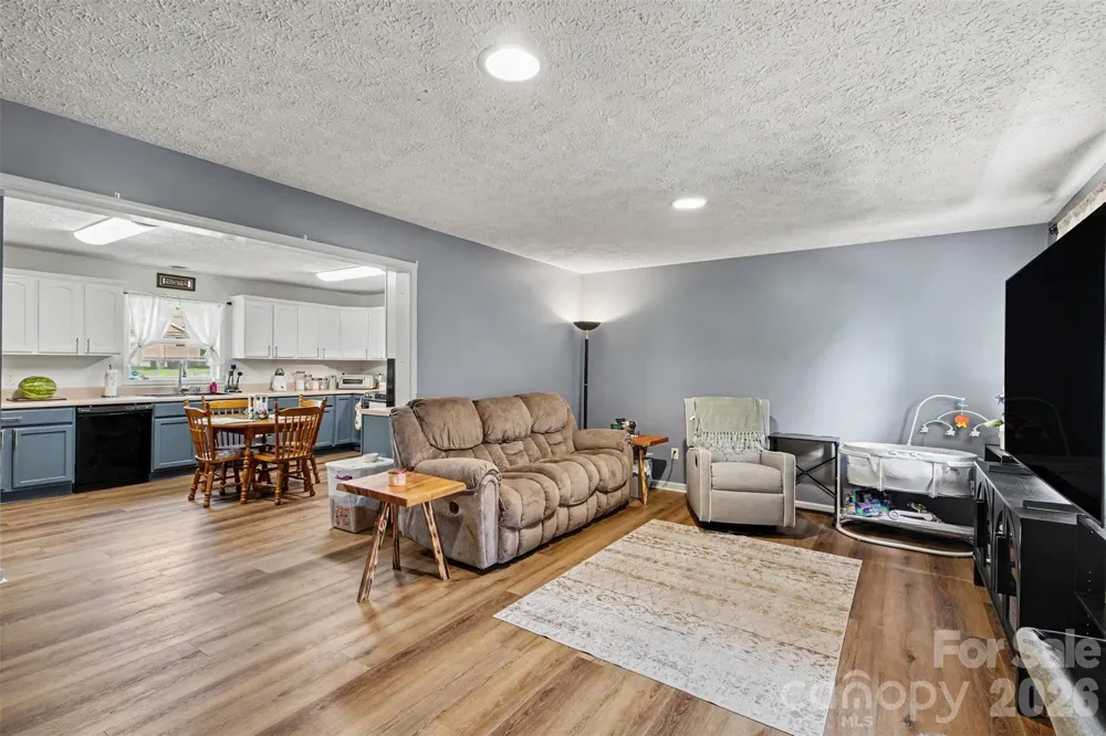 409 Baker Street Kings Mountain, NC 28086