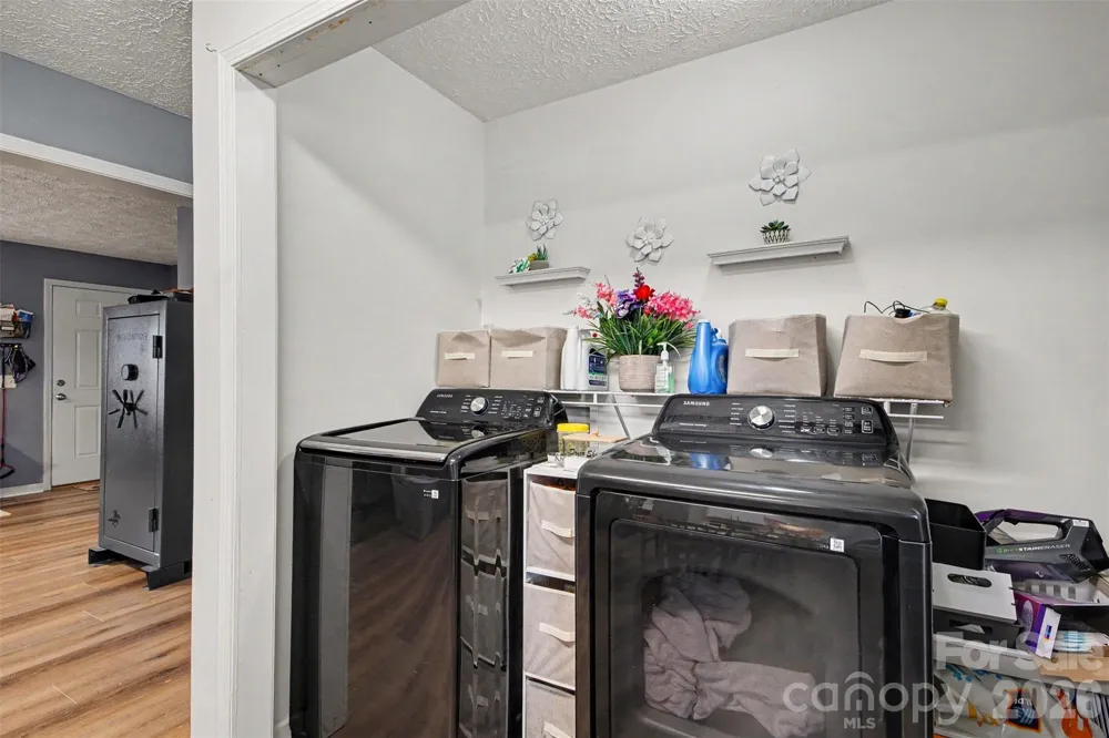 409 Baker Street Kings Mountain, NC 28086