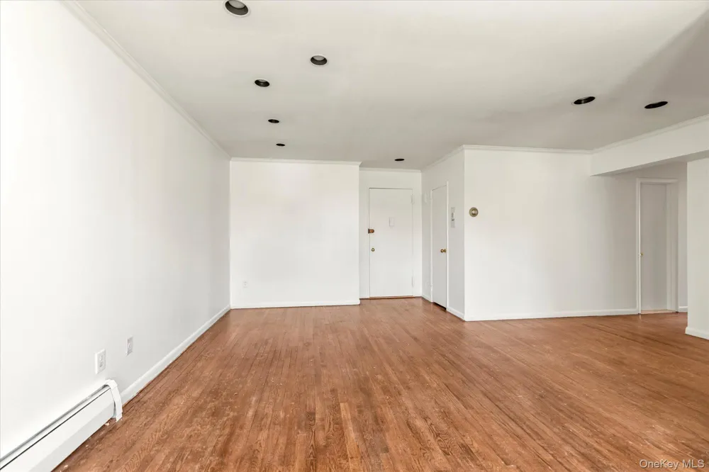 40 Daley Place #40-227 Lynbrook, NY 11563