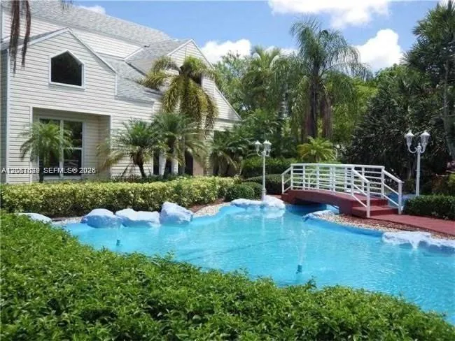 3473 NW 44th St #103 Oakland Park, FL 33309