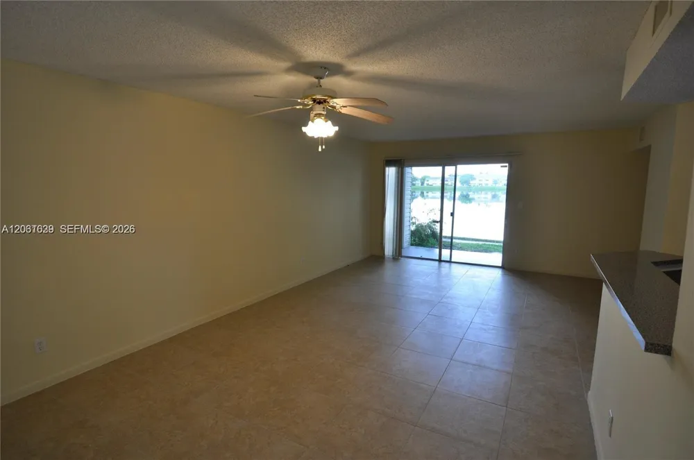 3473 NW 44th St #103 Oakland Park, FL 33309