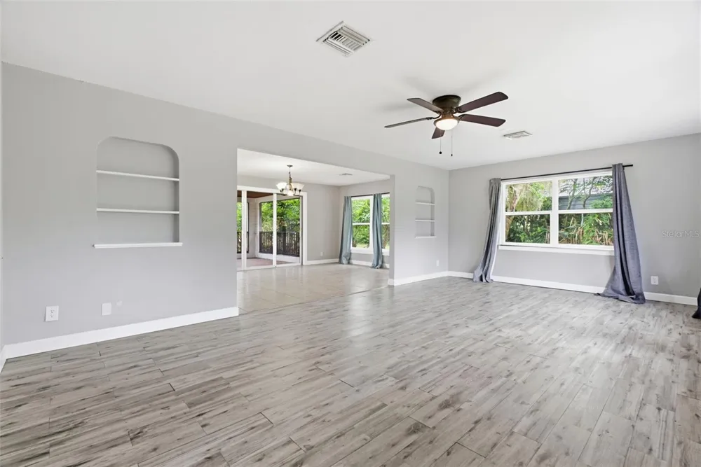625 LIMONA ROAD Brandon, FL 33510