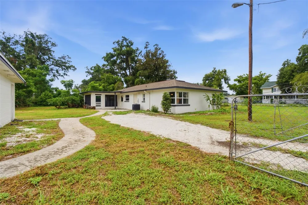 625 LIMONA ROAD Brandon, FL 33510