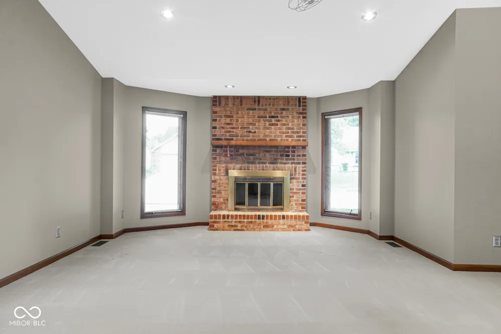 943 Johnathan Plainfield, IN 46168