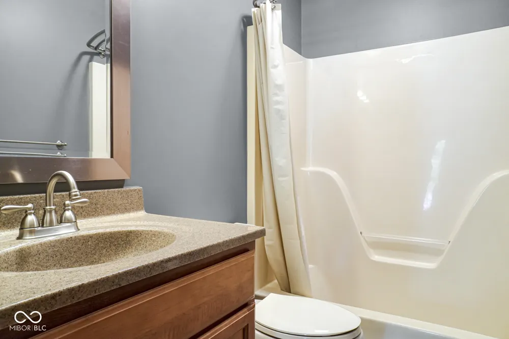943 Johnathan Plainfield, IN 46168