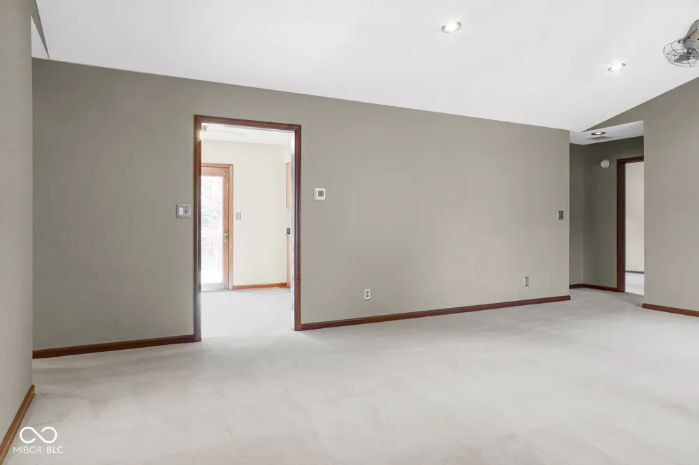 943 Johnathan Plainfield, IN 46168