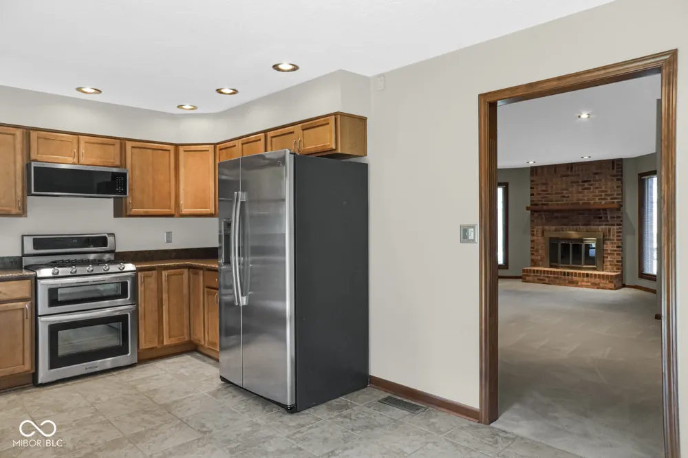 943 Johnathan Plainfield, IN 46168