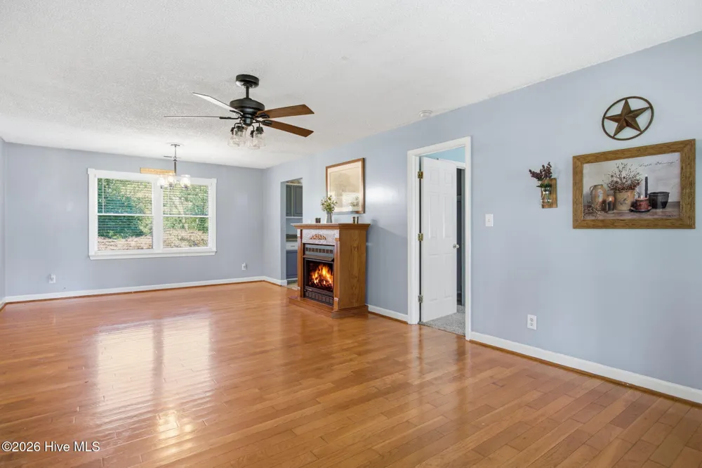 861 Tulls Creek Road Moyock, NC 27958
