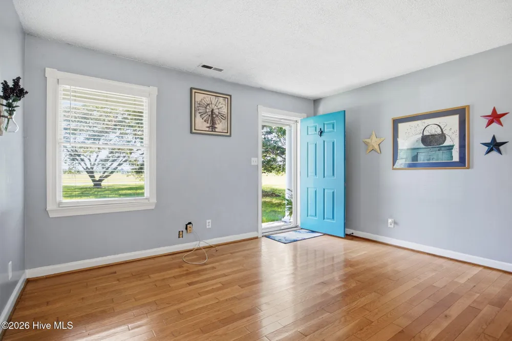 861 Tulls Creek Road Moyock, NC 27958