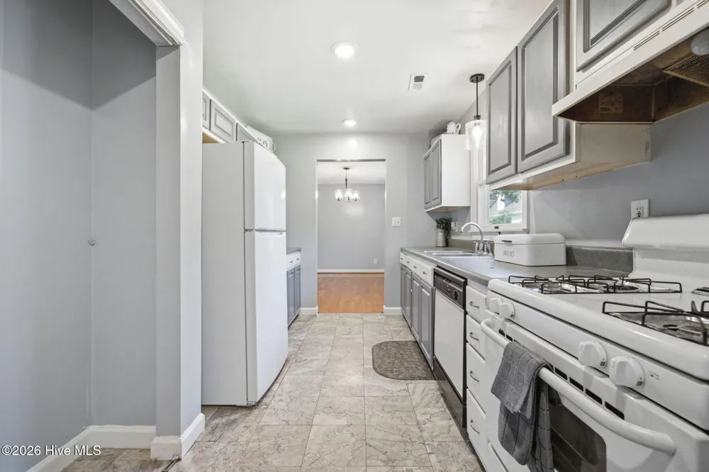 861 Tulls Creek Road Moyock, NC 27958
