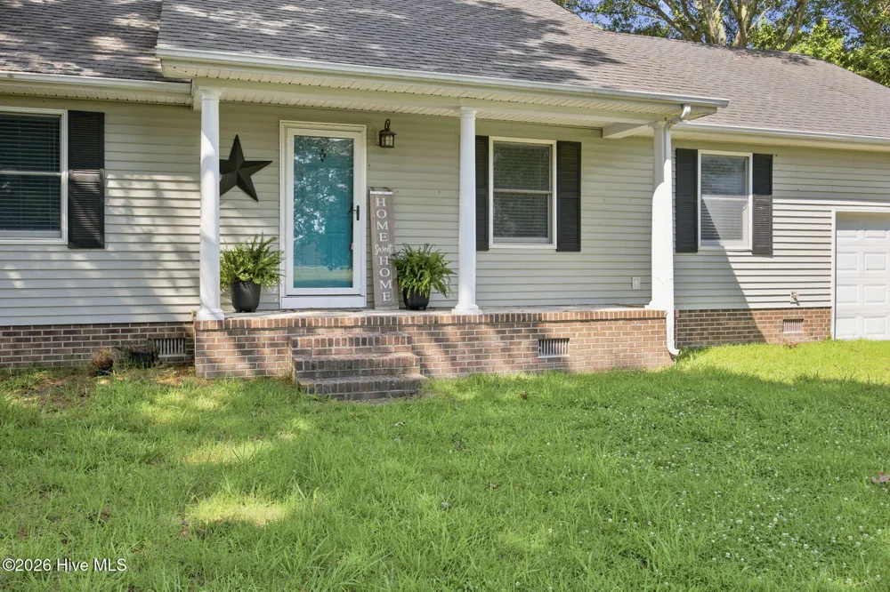 861 Tulls Creek Road Moyock, NC 27958