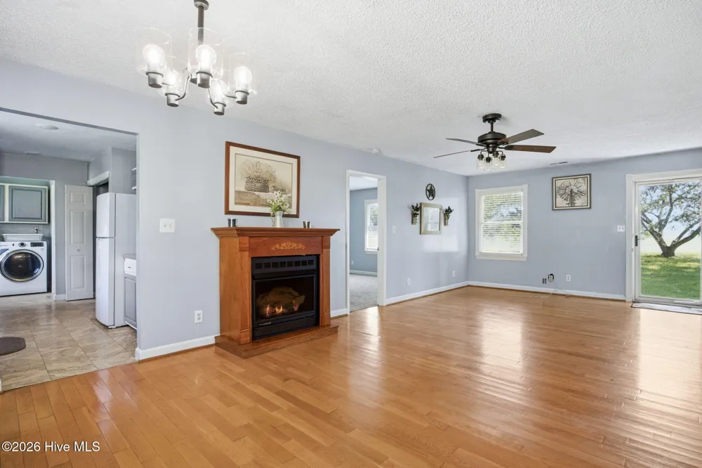 861 Tulls Creek Road Moyock, NC 27958