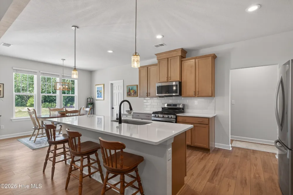 214 Little Acorn Trail Moyock, NC 27958
