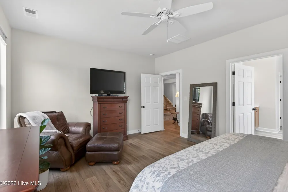 214 Little Acorn Trail Moyock, NC 27958
