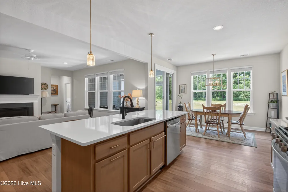 214 Little Acorn Trail Moyock, NC 27958