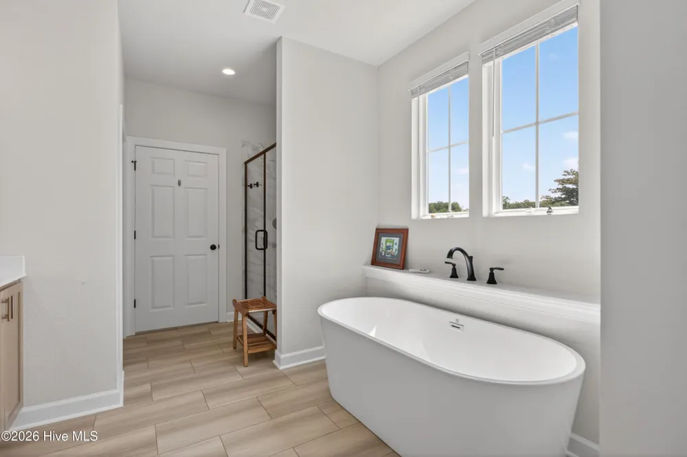 214 Little Acorn Trail Moyock, NC 27958
