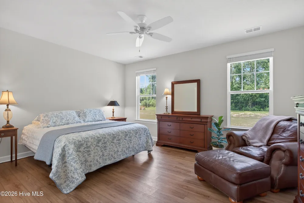 214 Little Acorn Trail Moyock, NC 27958