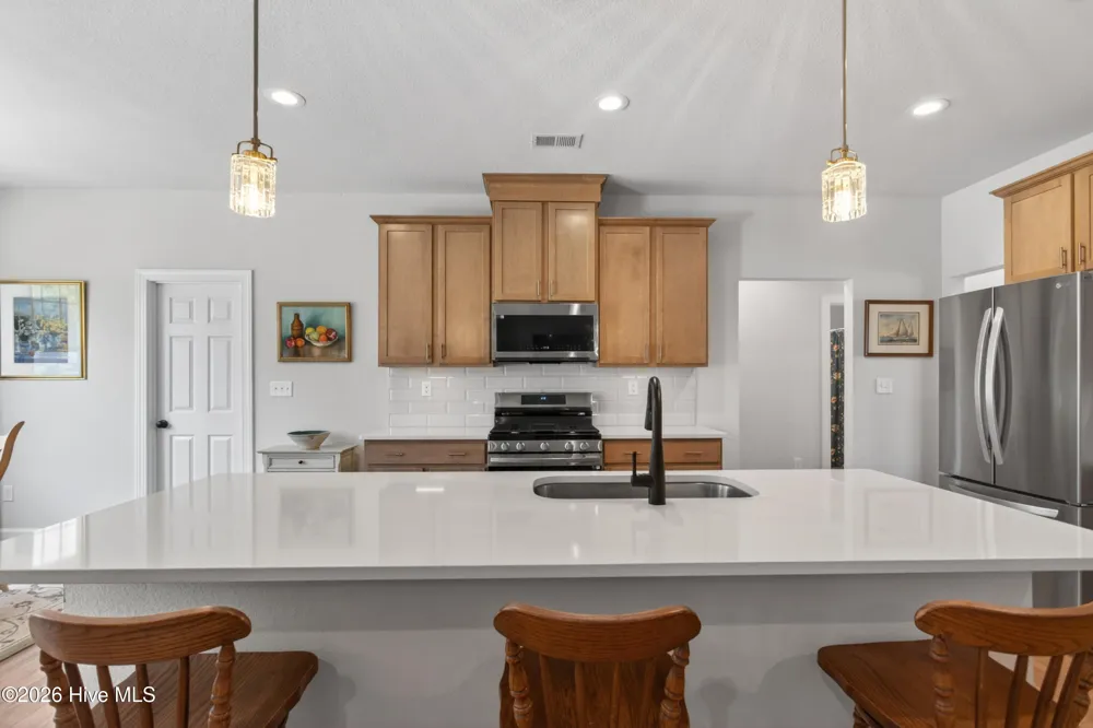 214 Little Acorn Trail Moyock, NC 27958
