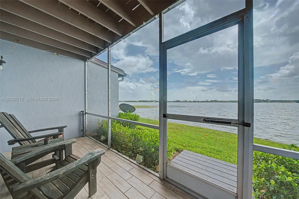 198 Blue Moon Ave #12 Lake Placid, FL 33852