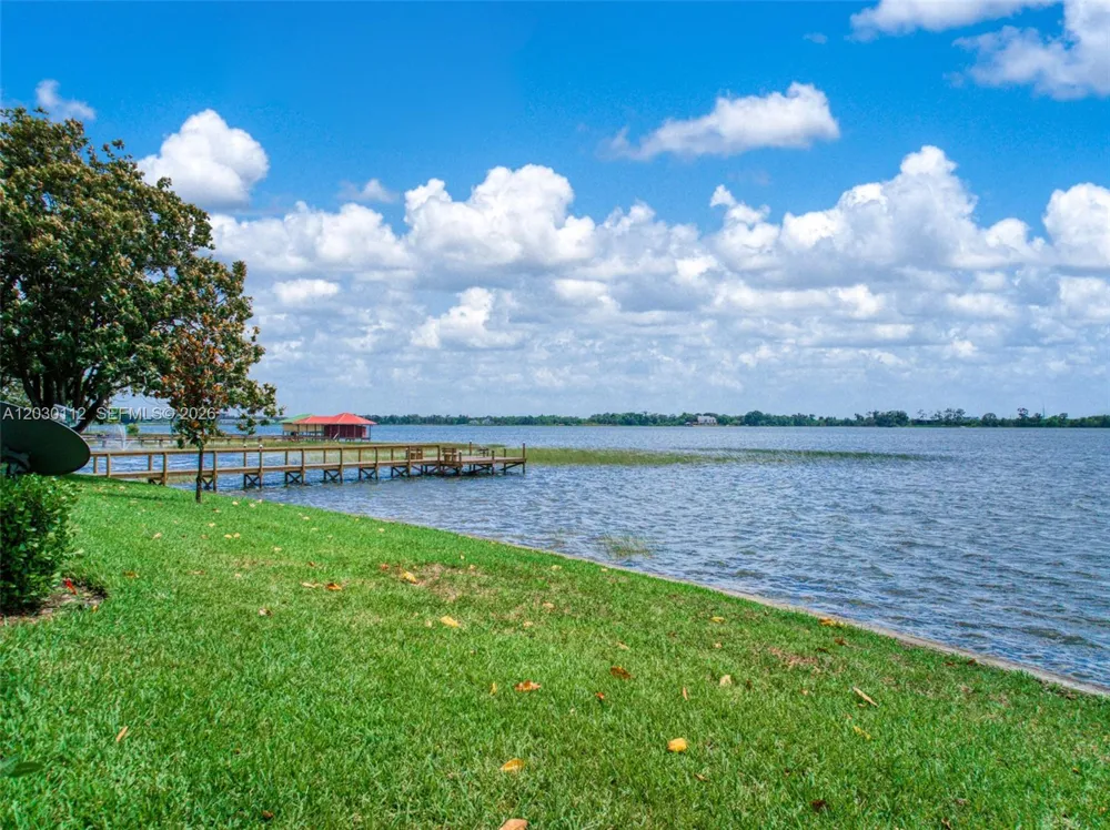 198 Blue Moon Ave #12 Lake Placid, FL 33852